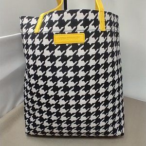 VERA BRADLEY HELLO YELLOW TOTE IN HOUNDSTOOTH
